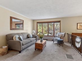 13 Putney Circle, Billerica MA 01821