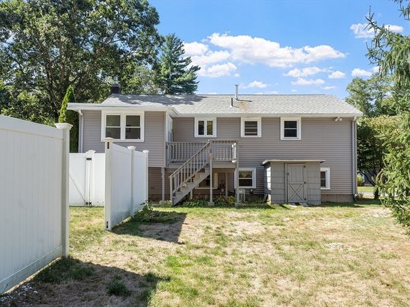 13 Putney Circle, Billerica MA 01821