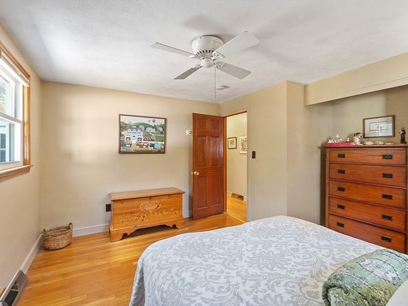 13 Putney Circle, Billerica MA 01821