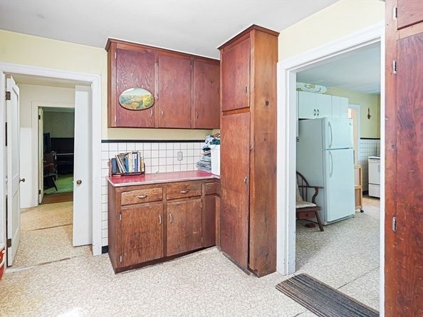 74 River Road, Sturbridge MA 01566