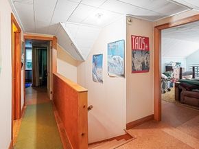 74 River Road, Sturbridge MA 01566