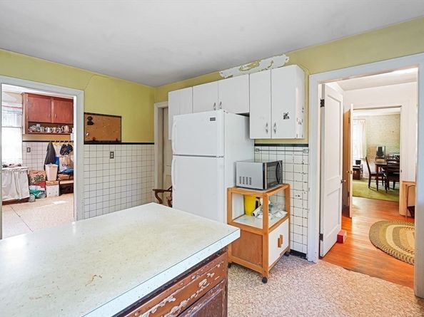 74 River Road, Sturbridge MA 01566
