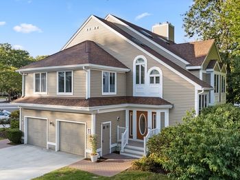 48 Pointe Rok Dr