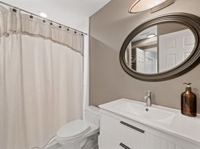 48 Pointe Rok Dr 48, Worcester MA 01604
