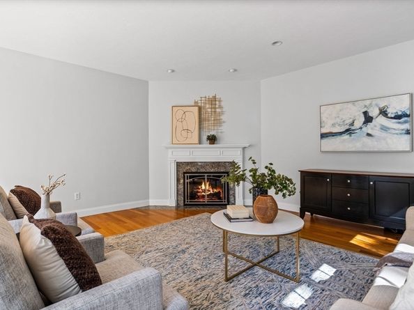 1 Fox Hunt Lane, Winchester MA 01890