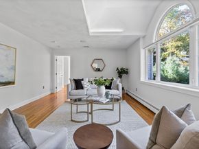 1 Fox Hunt Lane, Winchester MA 01890