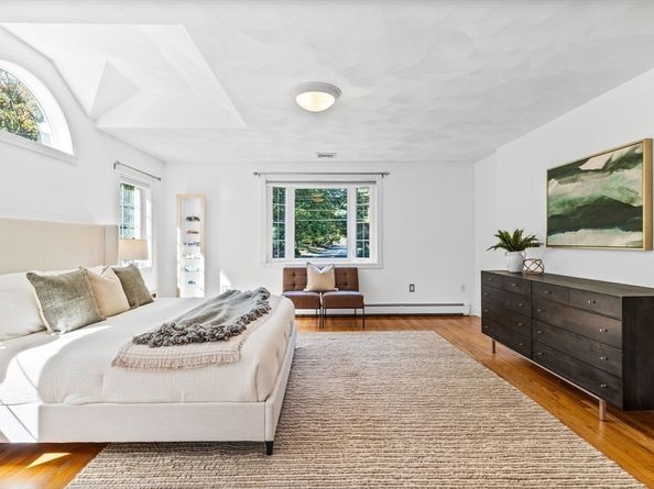 1 Fox Hunt Lane, Winchester MA 01890