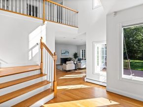 1 Fox Hunt Lane, Winchester MA 01890