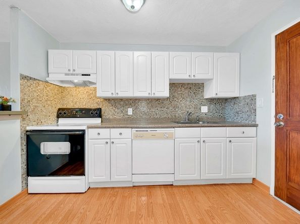 505 Washington Ave 42, Chelsea MA 02150