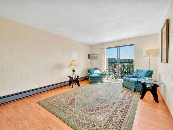 505 Washington Ave 42, Chelsea MA 02150