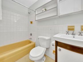 505 Washington Ave 42, Chelsea MA 02150