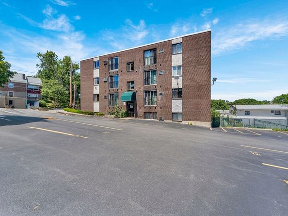 505 Washington Ave 42, Chelsea MA 02150