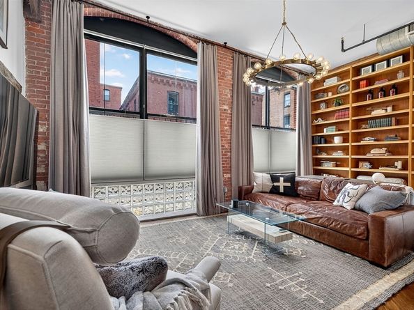 172 Green St 1, Boston MA 02130