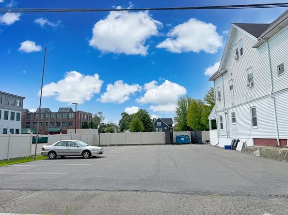 401 N Warren Ave, Brockton MA 02301