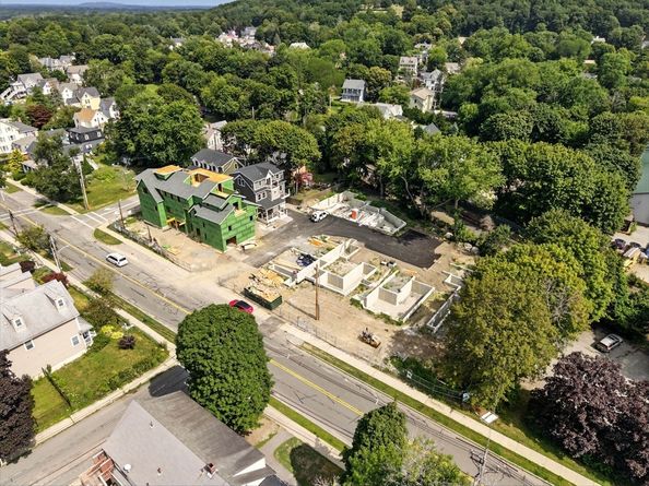 11 Washington St 5, Ipswich MA 01938