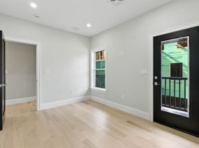 11 Washington St 5, Ipswich MA 01938