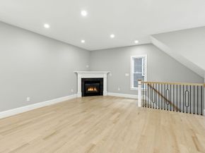 11 Washington St 5, Ipswich MA 01938