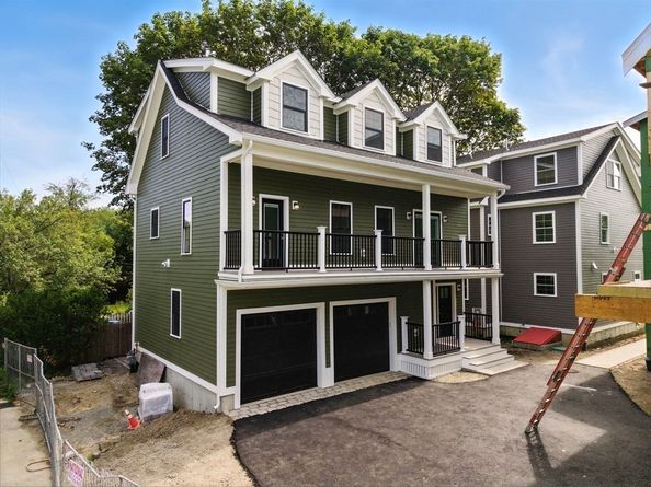 11 Washington St 5, Ipswich MA 01938