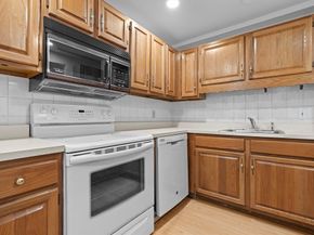 64 Willard St 302, Quincy MA 02169