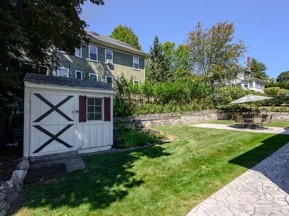 16 Beaumont St, Boston MA 02124