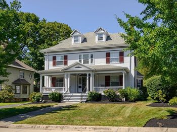 16 Beaumont St