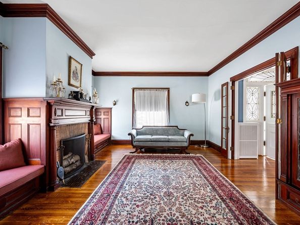 16 Beaumont St, Boston MA 02124