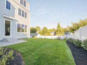 15-17 Jewett Pl 1, Newton MA 02458
