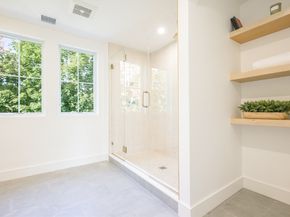15-17 Jewett Pl 1, Newton MA 02458