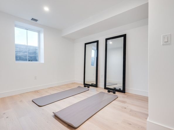 15-17 Jewett Pl 1, Newton MA 02458