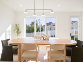 15-17 Jewett Pl 1, Newton MA 02458