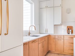 15-17 Jewett Pl 1, Newton MA 02458