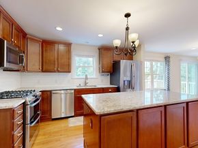 11 Chase St, Saugus MA 01906