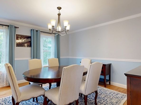 11 Chase St, Saugus MA 01906