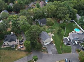 11 Chase St, Saugus MA 01906