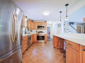 582 Pleasant St, Marlborough MA 01752