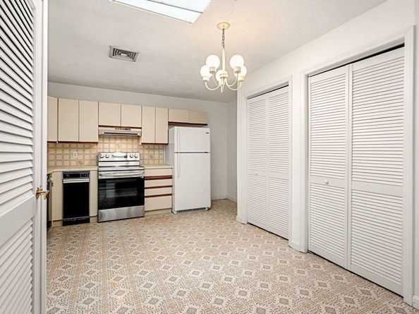 9 Thomas Street C5, Saugus MA 01906
