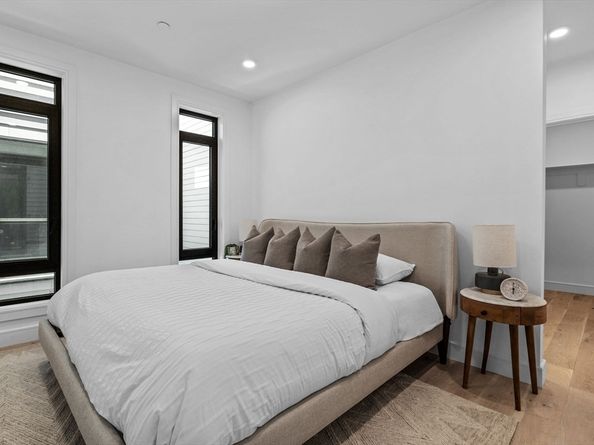 33 A St. 404, Boston MA 02127