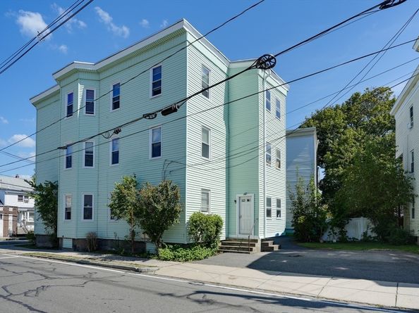 99 Beech St, Belmont MA 02478