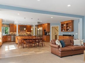 39 Carlisle Rd, Acton MA 01720