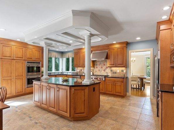 39 Carlisle Rd, Acton MA 01720