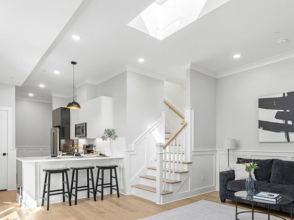 115-I Thurston St I, Somerville MA 02145