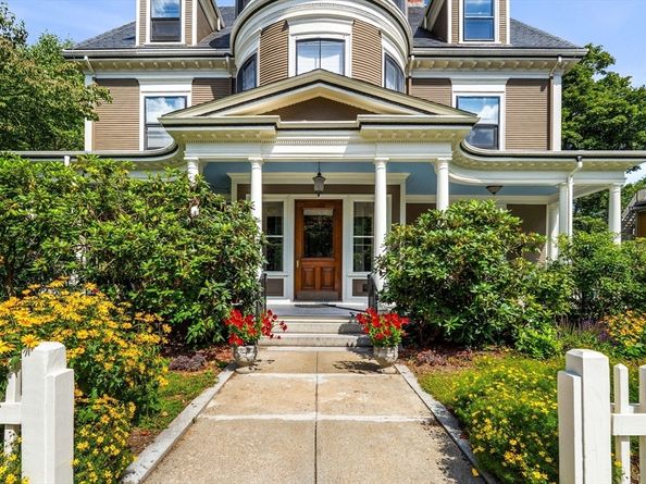 11 Revere St 6, Boston MA 02130