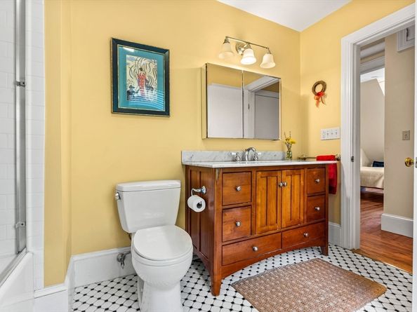 11 Revere St 6, Boston MA 02130