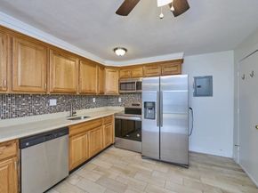 87 Cedar St 10, Malden MA 02148