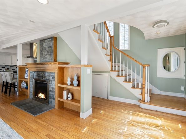 43 Maple Ave., Nahant MA 01908