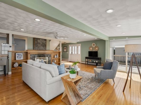43 Maple Ave., Nahant MA 01908