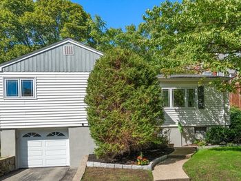 38 Hazelmere Rd