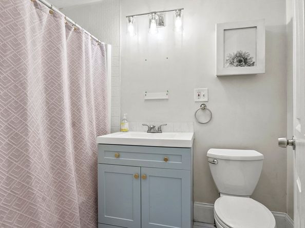 60 Beacon Street 2, Chelsea MA 02150