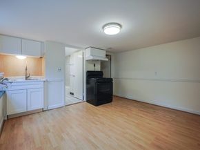 16-18 Beacon Pl, Melrose MA 02176