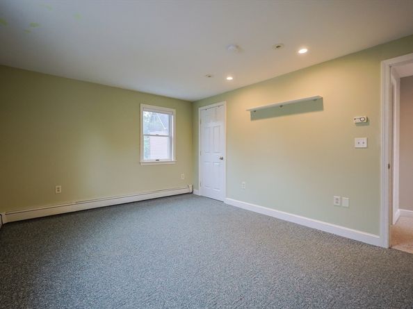 16-18 Beacon Pl, Melrose MA 02176